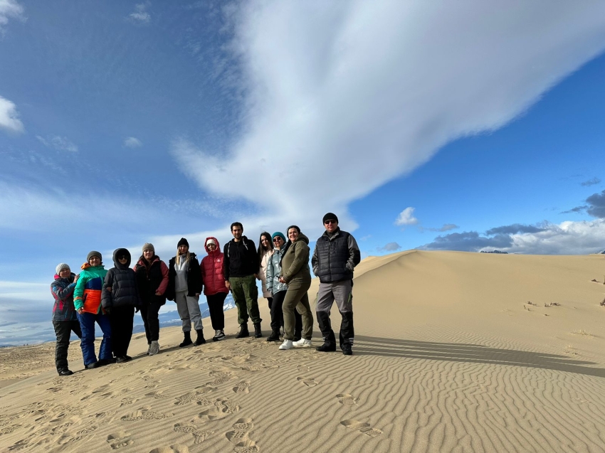 Участники проекта «Бам туристический» увидели Чарские пески и побывали на «Удоканской меди» 